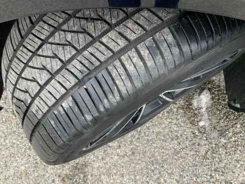 Used 2019 Cadillac CTS Luxury image 16