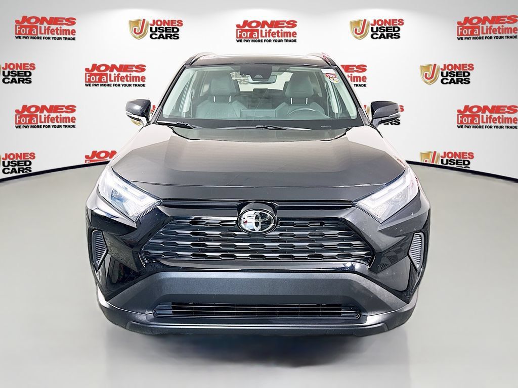 Certified 2022 Toyota RAV4 XLE w/ Convenience Package AWD/4WD image 12