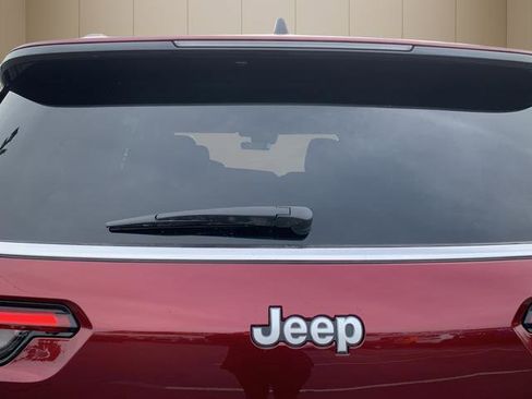 New 2025 Jeep Grand Cherokee L Laredo image 52