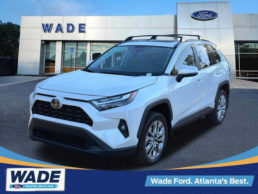 Used 2025 Toyota RAV4 XLE Premium FWD image 1