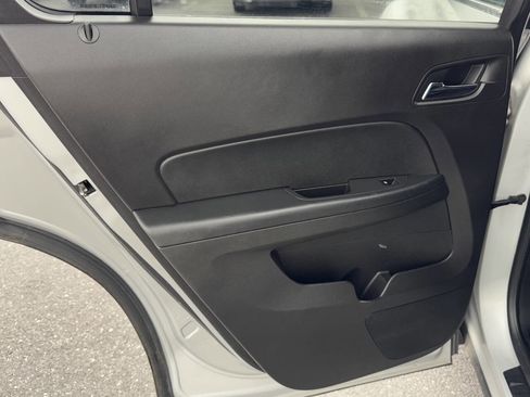 Used 2011 Chevrolet Equinox LT image 44