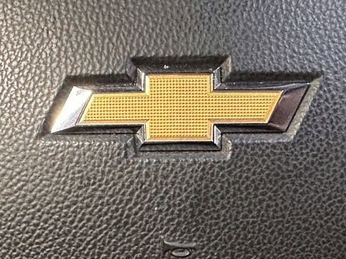 Used 2023 Chevrolet Traverse LT w/ LT Premium Package image 26