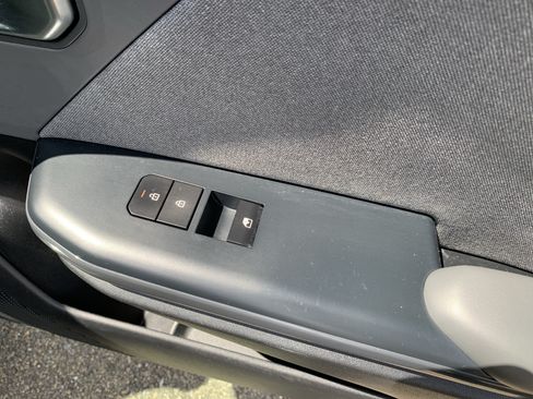 Used 2025 Kia K4 EX FWD image 39