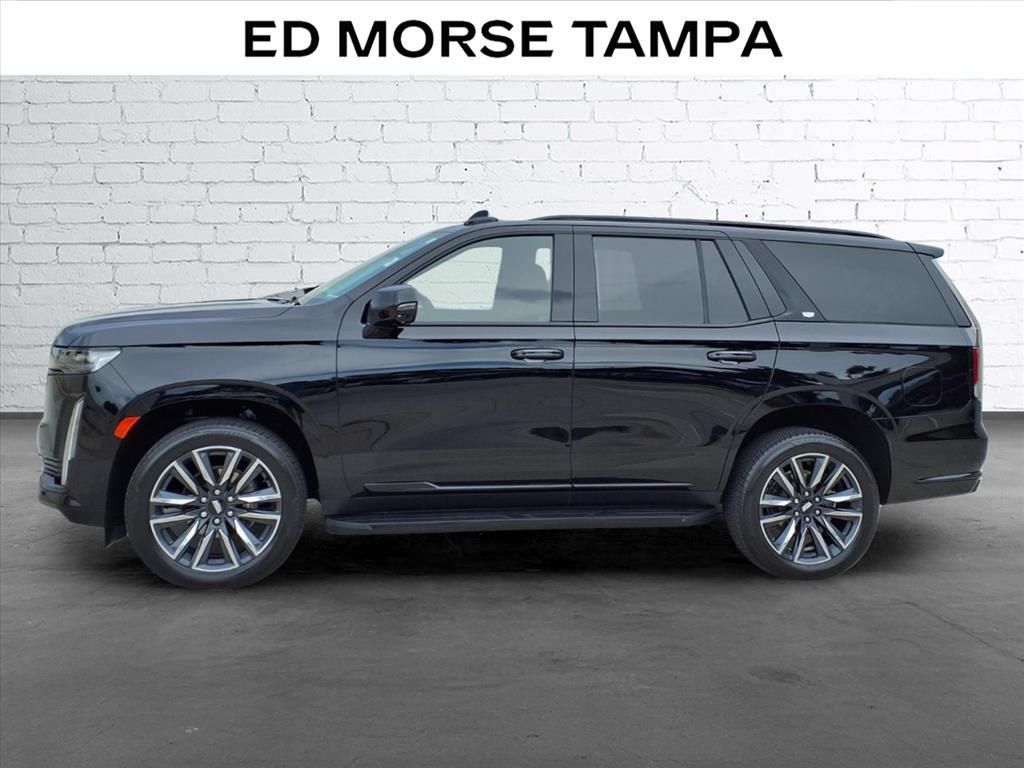 Used 2024 Cadillac Escalade Sport AWD/4WD image 2
