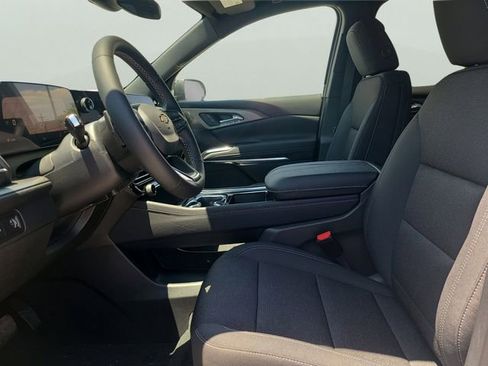 New 2026 Chevrolet Traverse LT FWD image 20