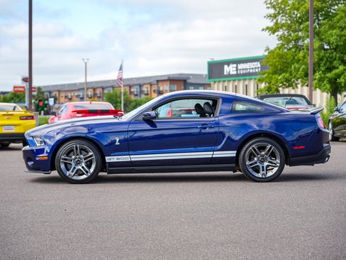 Used 2011 Ford Mustang Shelby GT500 RWD image 9