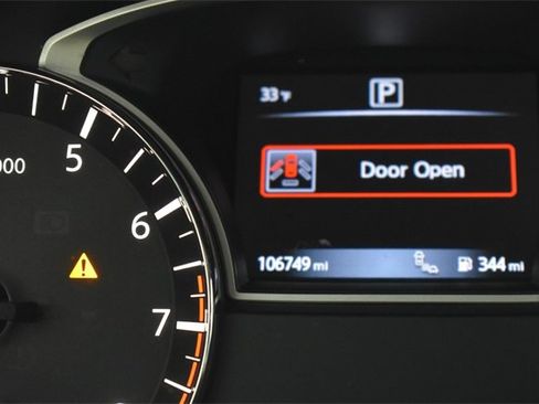 Used 2017 Nissan Altima 2.5 SL w/ Moonroof Package image 26