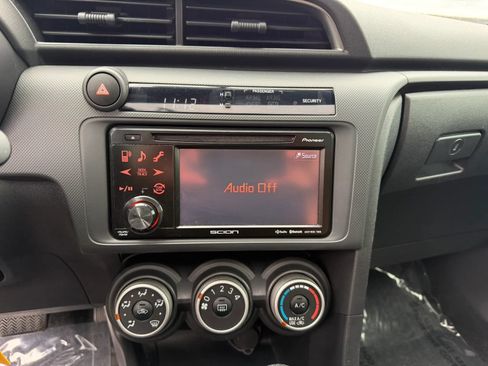 Used 2012 Scion tC FWD image 16