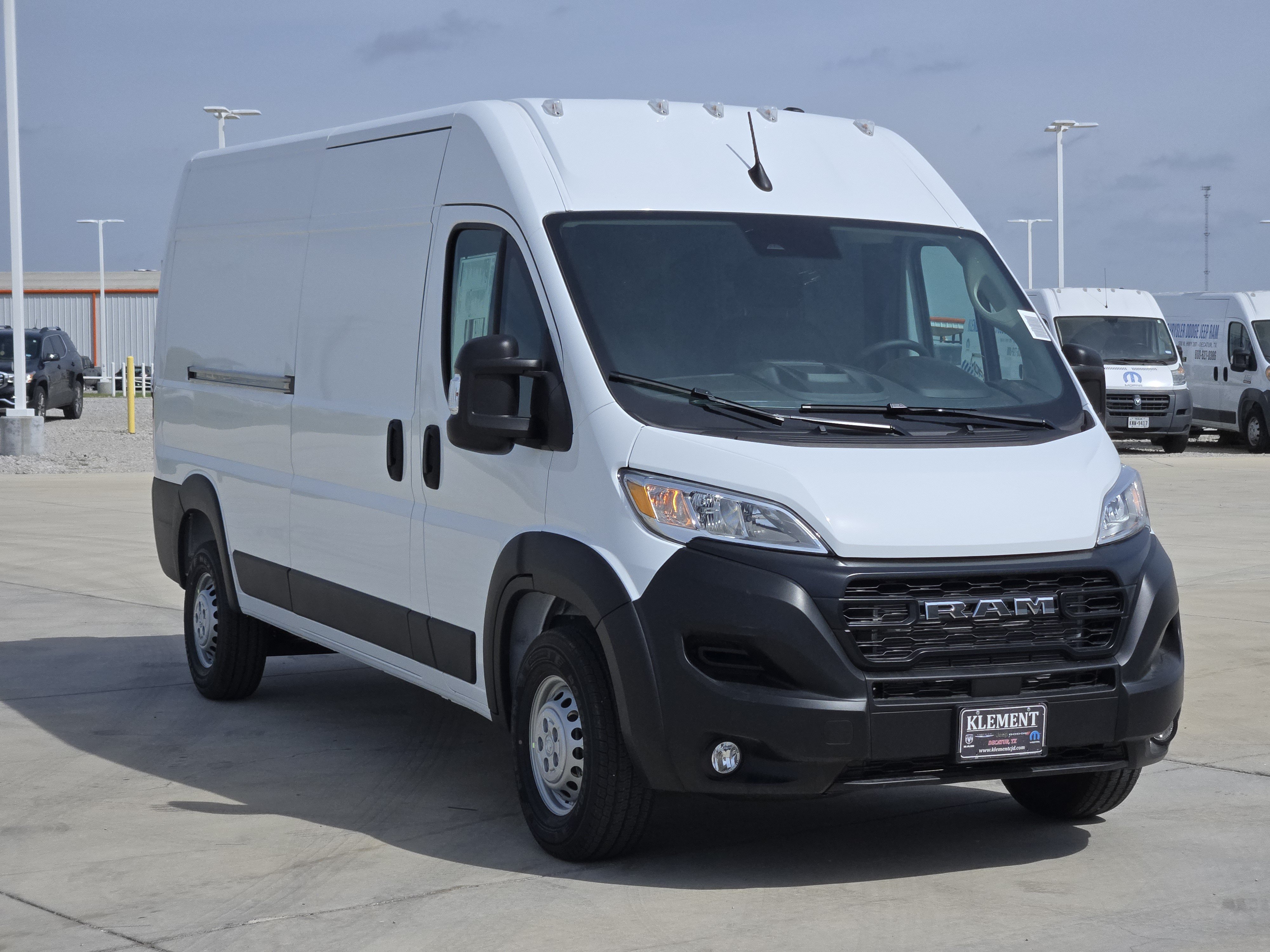 New 2026 RAM ProMaster 2500 w/ Convenience Group FWD image 3