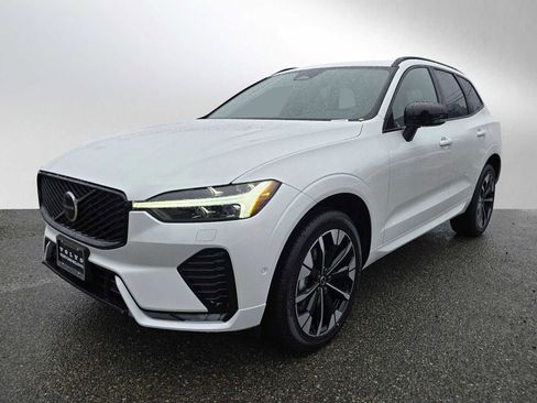 New 2026 Volvo XC60 B5 Plus w/ Climate Package image 7
