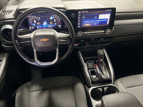 Used 2024 Chevrolet Colorado LT w/ LT Convenience Package image 13