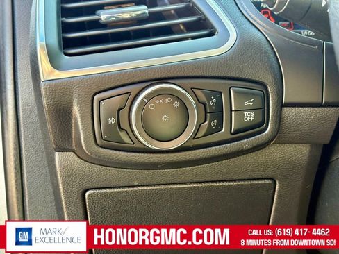 Used 2024 Ford Edge Titanium image 13