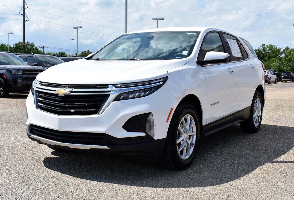 Used 2022 Chevrolet Equinox LT FWD image 1