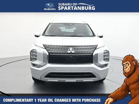 Used 2023 Mitsubishi Outlander SEL FWD image 2