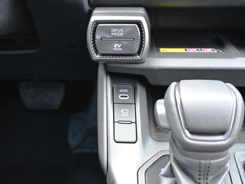 New 2026 Toyota RAV4 XSE image 25