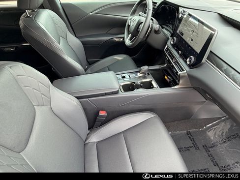 Used 2026 Lexus RX 350 F Sport image 13