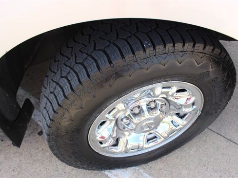 Used 2014 Nissan NV 3500 SL w/ Technology Package RWD image 38