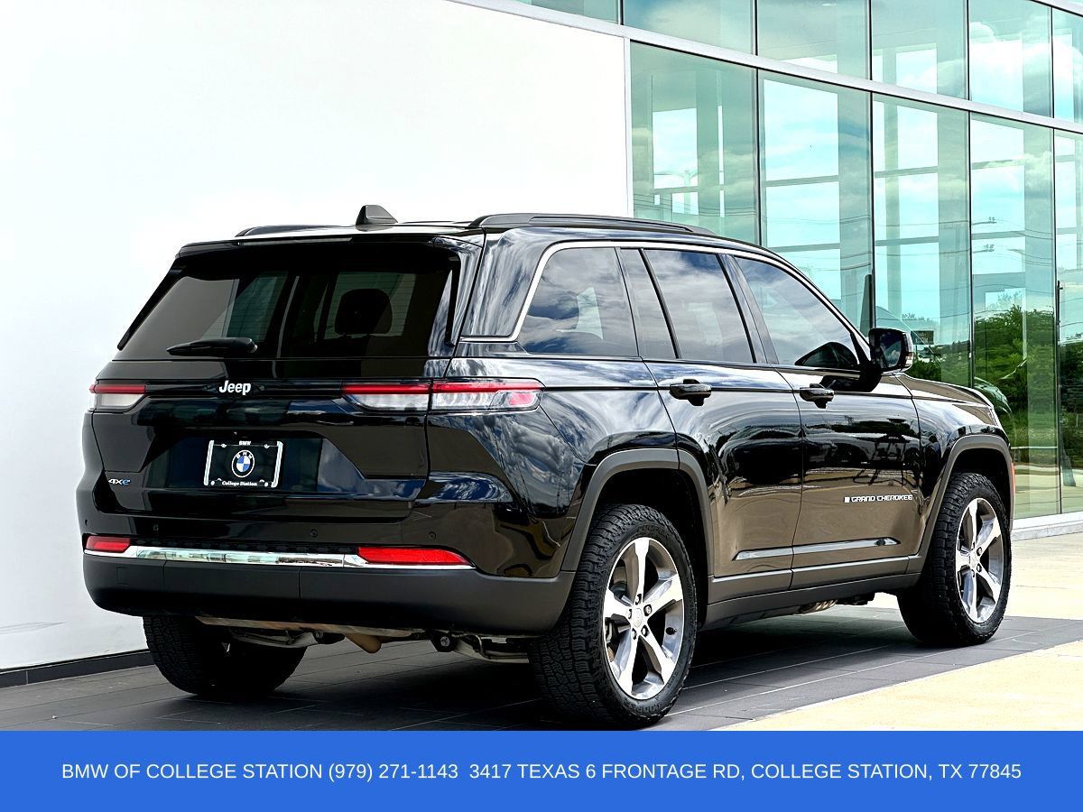 Used 2024 Jeep Grand Cherokee Limited 4xe AWD/4WD image 4