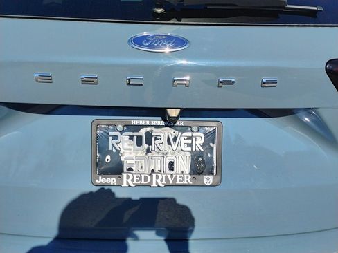 Used 2023 Ford Escape ST-Line image 11