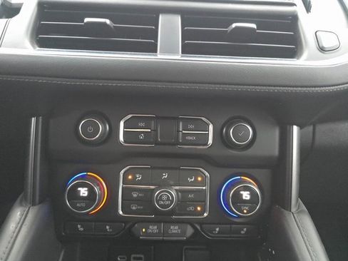 Used 2021 Chevrolet Tahoe LT image 18