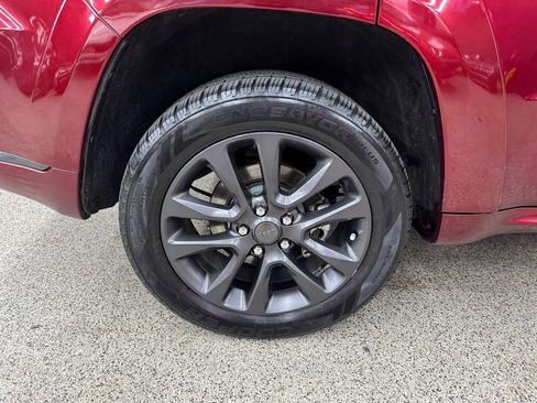 Used 2018 Jeep Grand Cherokee High Altitude image 38