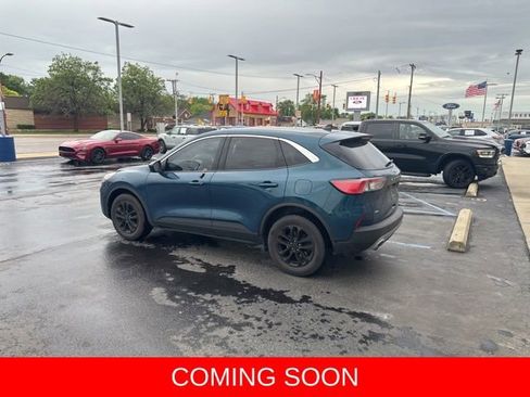 Used 2020 Ford Escape SE AWD/4WD image 3