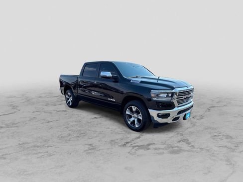 Used 2024 RAM 1500 Laramie AWD/4WD image 2