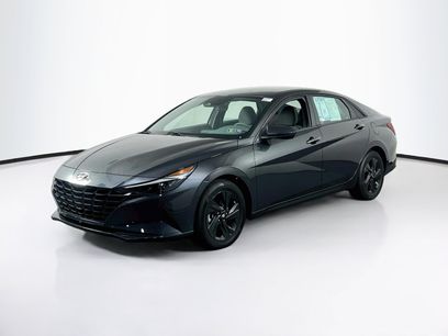 Used 2023 Hyundai Elantra SEL