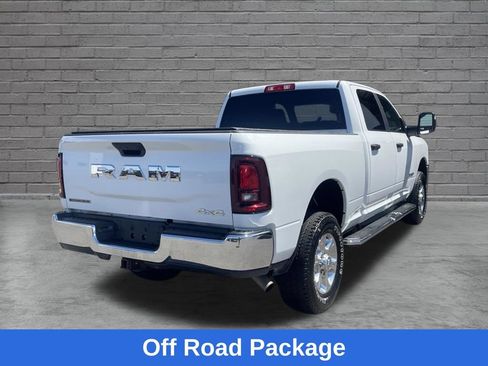 Used 2025 RAM 2500 Big Horn AWD/4WD image 9