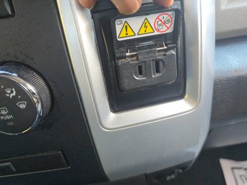 Used 2011 RAM 1500 Big Horn image 22