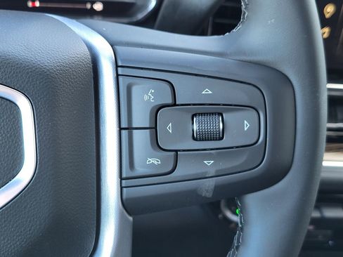 New 2025 GMC Sierra 1500 Elevation image 21