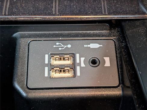 Used 2023 Lexus GX 460 Premium w/ Premium Package image 27