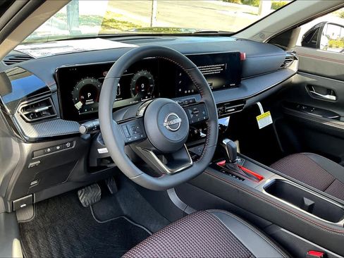 New 2026 Nissan Kicks SR w/ SR Premium Package image 8