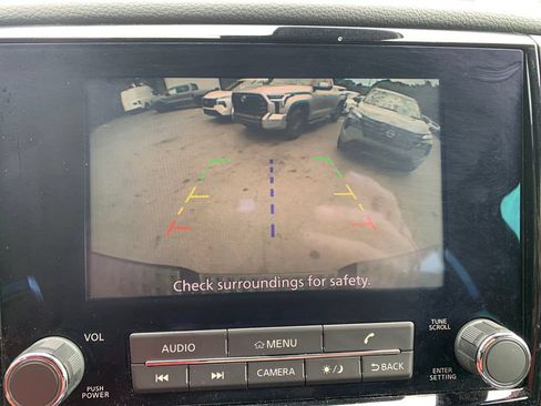 Used 2024 Nissan Titan SV w/ SV Bronze Edition Package AWD/4WD image 16