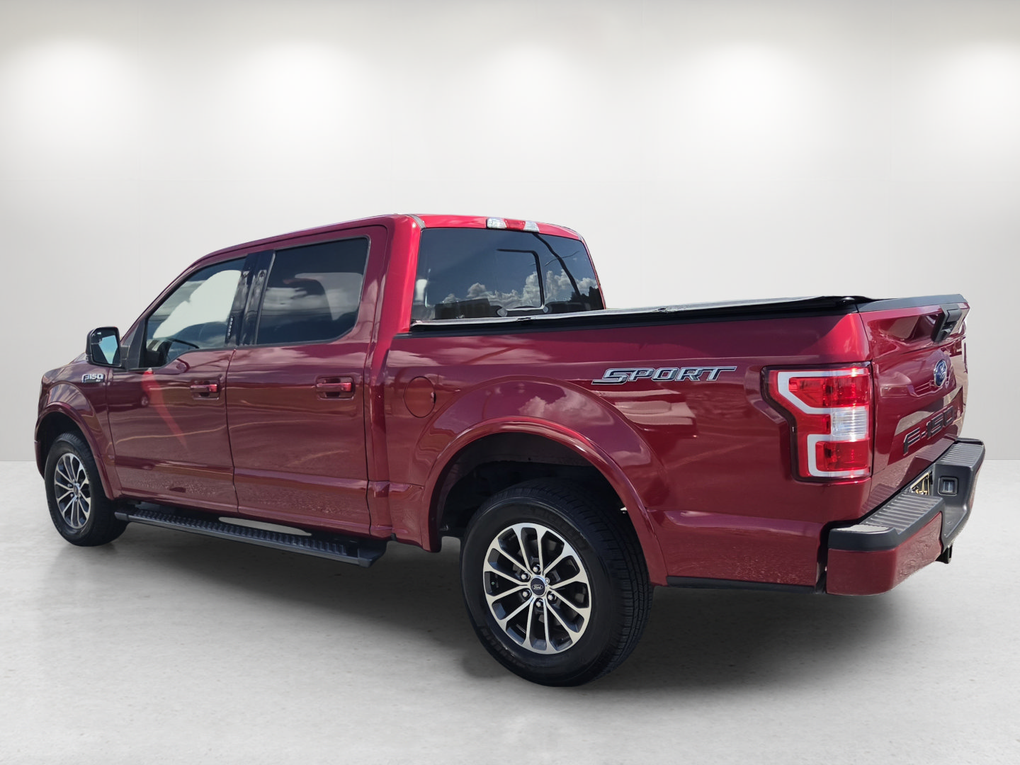 Used 2019 Ford F150 XLT w/ Equipment Group 302A Luxury RWD image 7