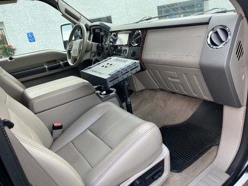 Used 2008 Ford F350 Lariat AWD/4WD image 11