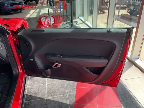 Used 2022 Dodge Challenger R/T Scat Pack w/ Driver Convenience Group image 24