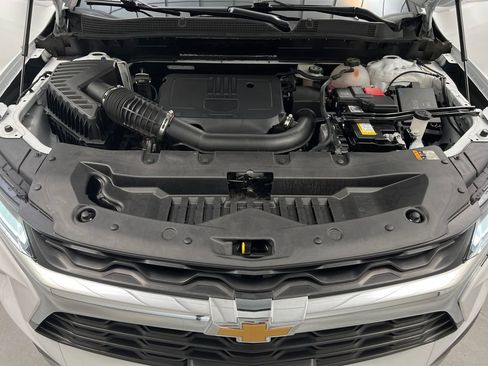 Used 2025 Chevrolet Blazer LT FWD image 66