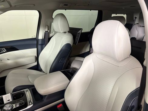 New 2026 Kia Carnival SX Prestige image 18