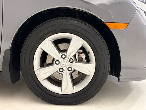 Used 2018 Honda Odyssey EX-L image 7