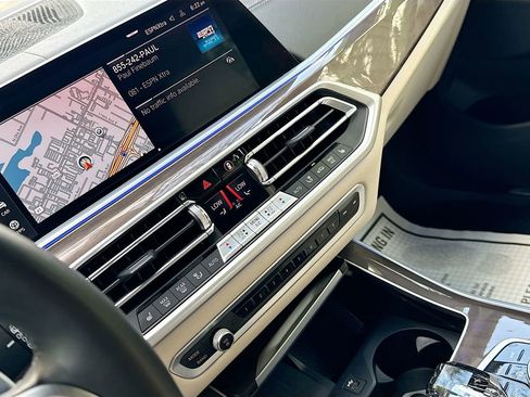 Used 2022 BMW X5 sDrive40i w/ M Sport Package RWD image 28