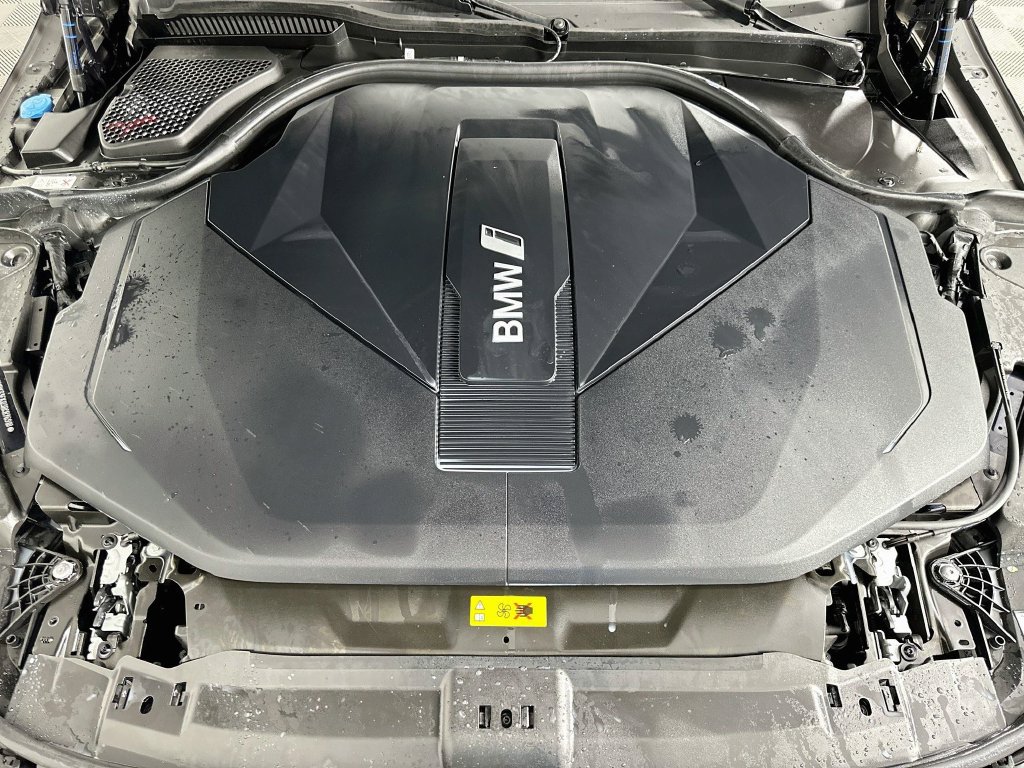 Certified 2024 BMW i5 eDrive40i w/ Executive Package RWD image 30
