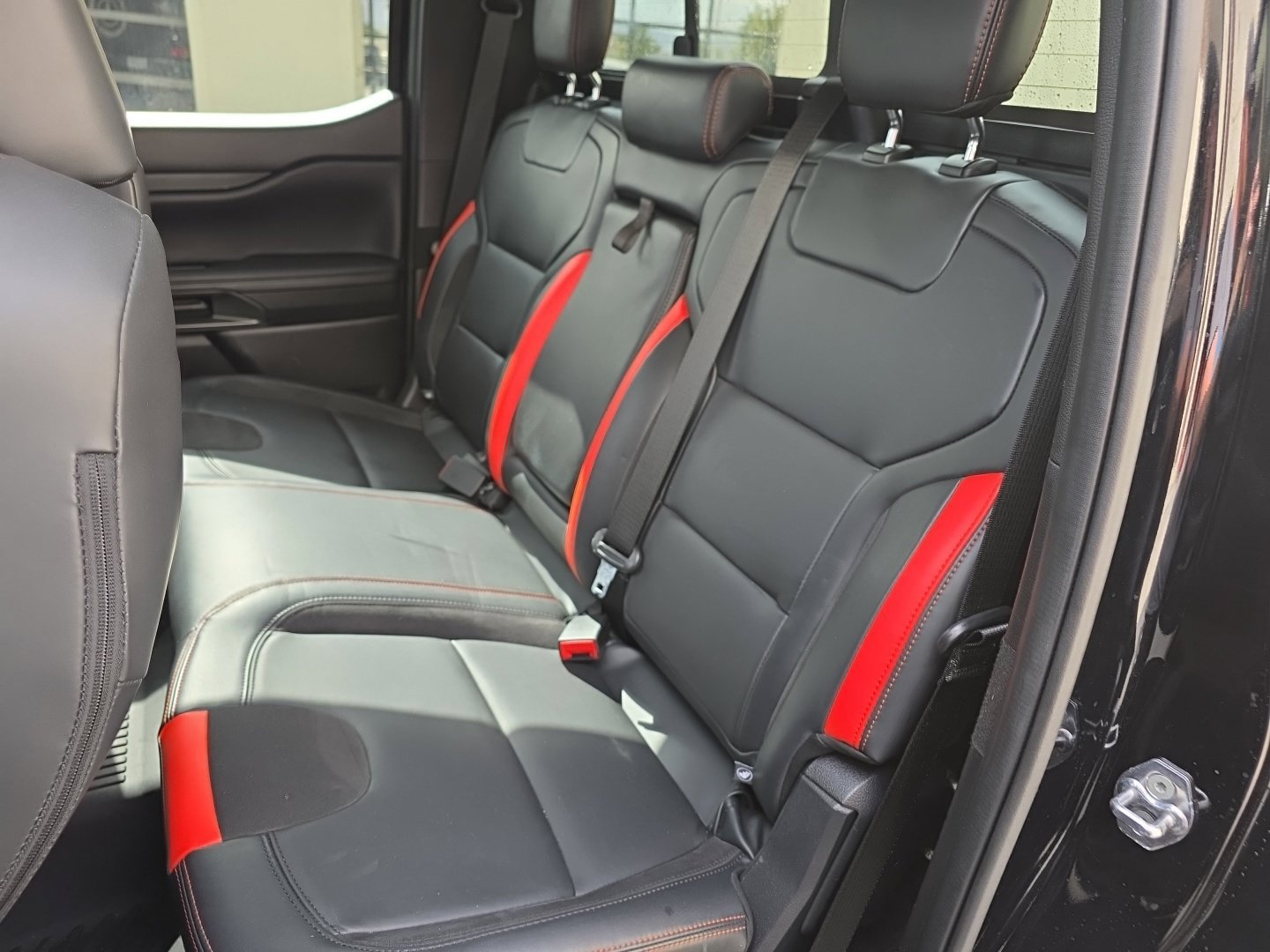 Used 2025 Ford Ranger Raptor AWD/4WD image 24