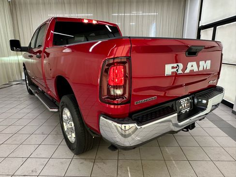 Used 2026 RAM 2500 Big Horn AWD/4WD image 9