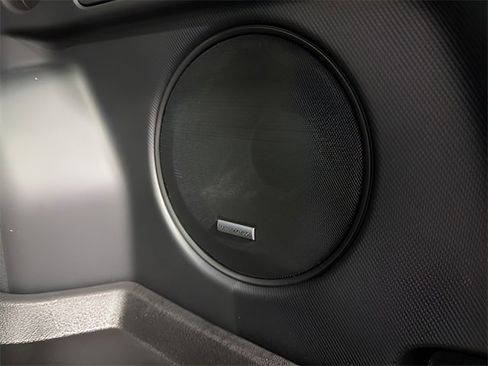 Certified 2025 Subaru Forester Touring w/ Protection Package image 37