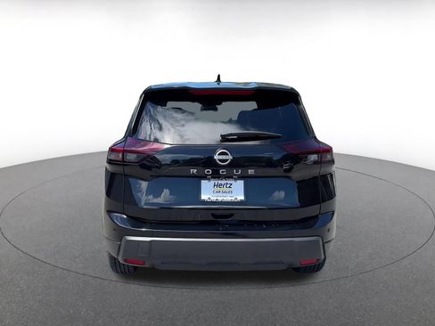 Used 2025 Nissan Rogue SV FWD image 9