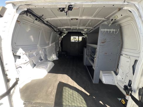 Used 2013 Ford E-150 and Econoline 150 RWD image 12