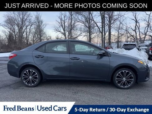 Used 2015 Toyota Corolla S image 9