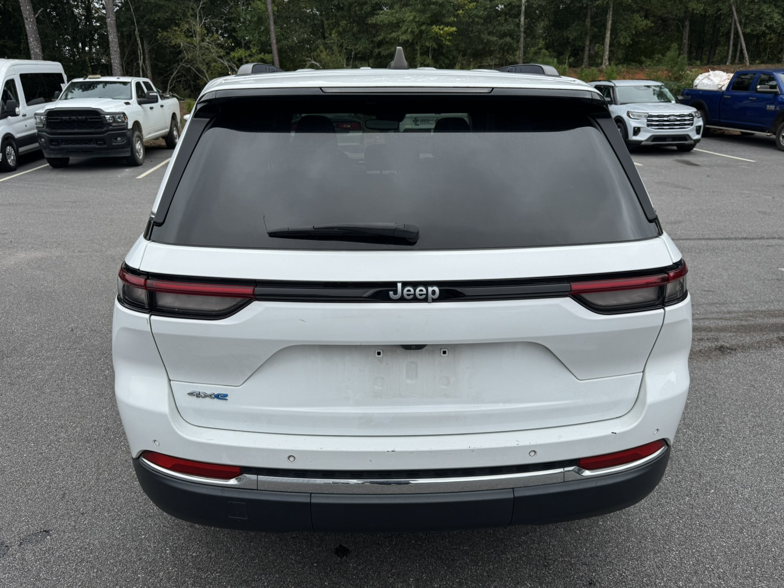 Used 2024 Jeep Grand Cherokee Limited 4xe AWD/4WD image 6