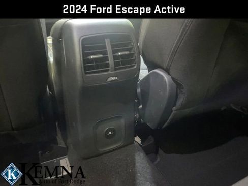 Used 2024 Ford Escape Active image 19